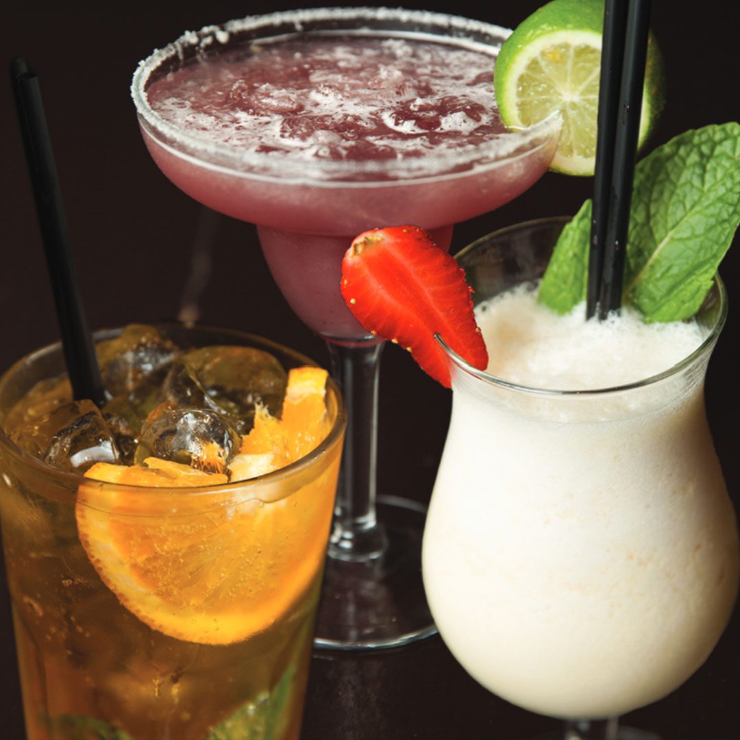 Why not SHAKE it up this weekend, with our signature range of cocktails?🍸🍹#BurritoBar #ModernMexican #WeekendVibes #MexicanFood