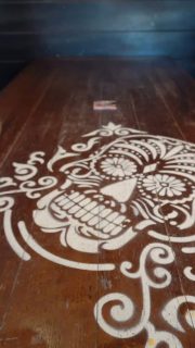 This year’s Christmas miracle? 🎁

A full feast for $39.95.

This box isn’t just merry… it’s massive.

Order in-store or tap through the Burrito Bar app to unwrap yours.

(T&Cs apply. Limited time.)